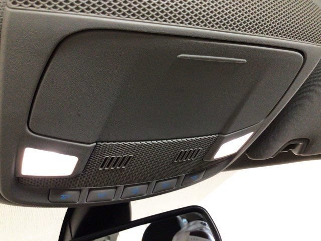 Used 2020 Ford Fusion SE FWD image 20
