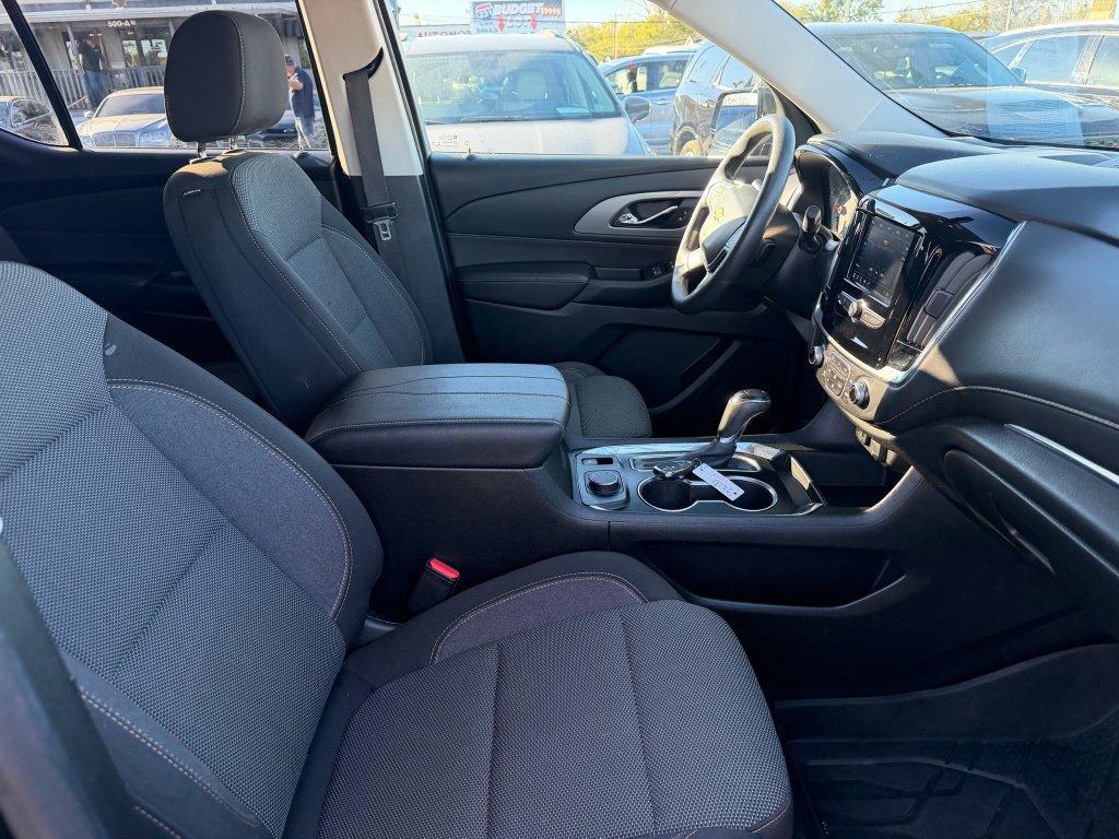 Used 2020 Chevrolet Traverse LS w/ LPO, Floor Liner Package FWD image 16