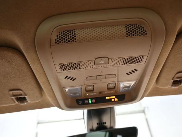 Used 2024 Cadillac XT6 Sport w/ LPO, Onyx Lite Package image 12