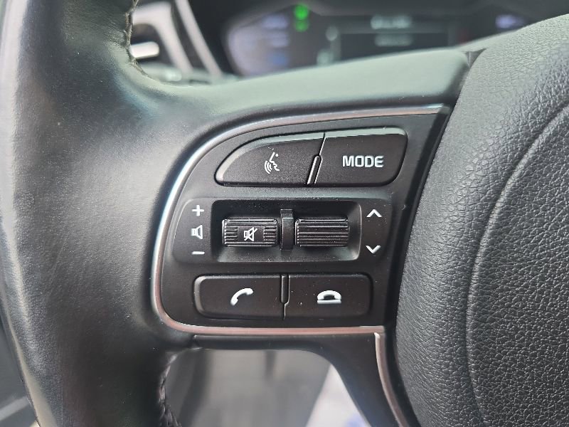 Used 2022 Kia Niro EX Premium FWD image 12