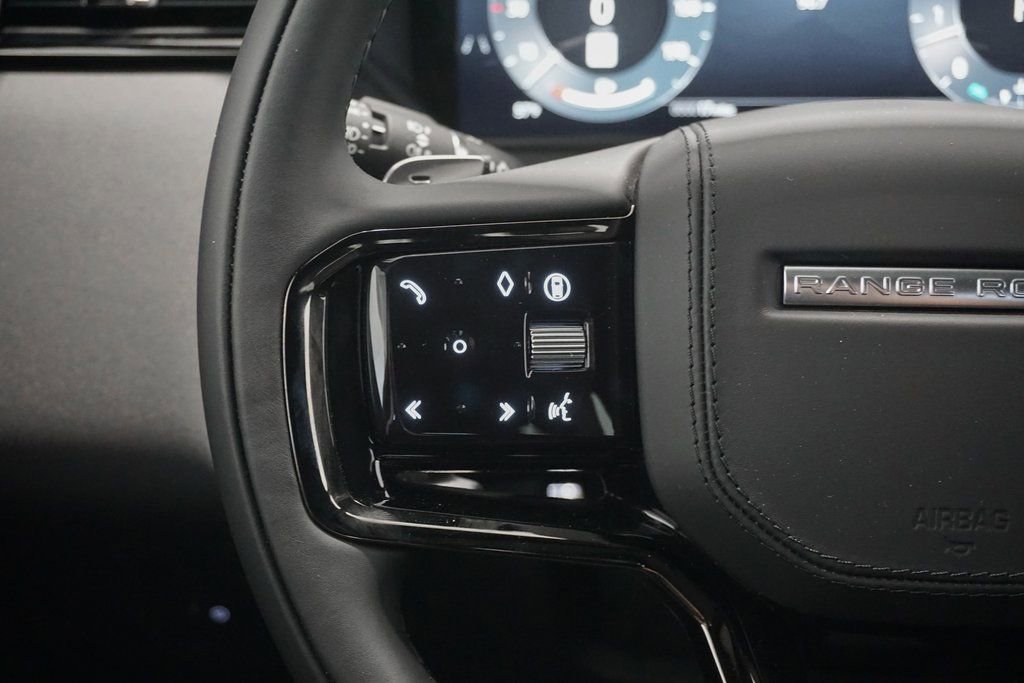 Used 2025 Land Rover Range Rover Velar Dynamic SE image 12