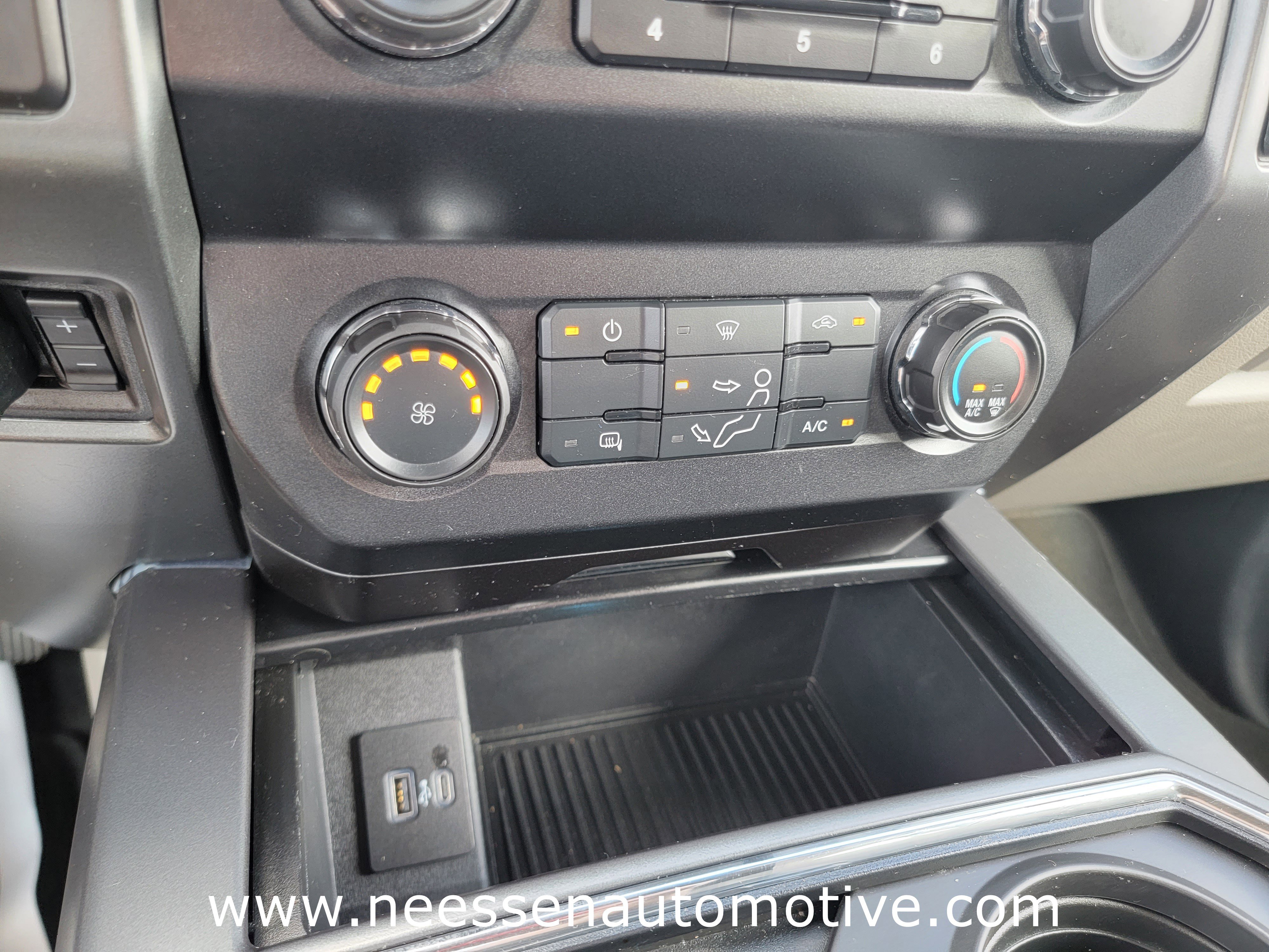 Used 2022 Ford F250 XLT w/ Black Appearance Package image 33