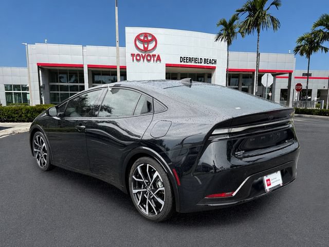 Used 2024 Toyota Prius Prime FWD image 5