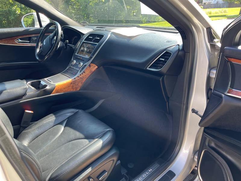 Used 2018 Lincoln MKX Reserve AWD/4WD image 40