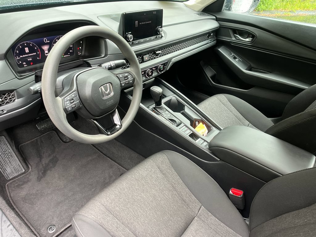 Used 2023 Honda Accord EX image 10