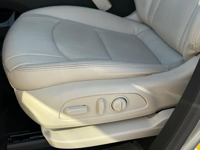 Certified 2023 Buick Enclave Essence w/ Experience Buick Package image 25