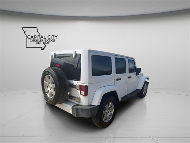Used 2016 Jeep Wrangler Unlimited Sahara w/ Connectivity Group image 9