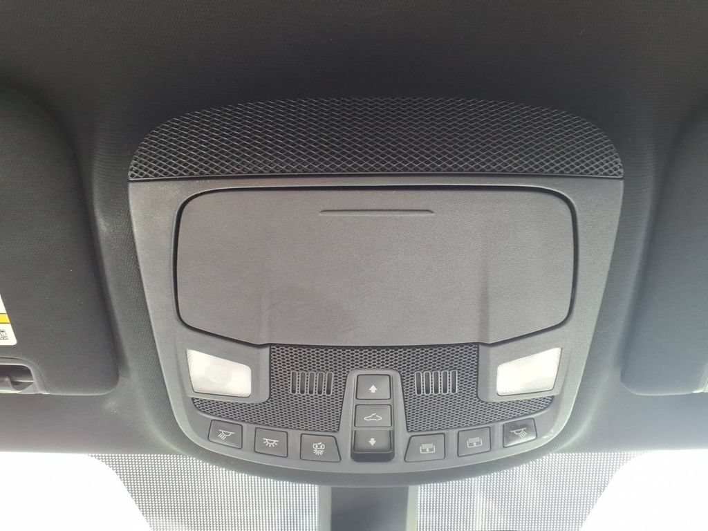 Used 2017 Lincoln MKC Reserve w/ Lincoln MKC Climate Package AWD/4WD image 22