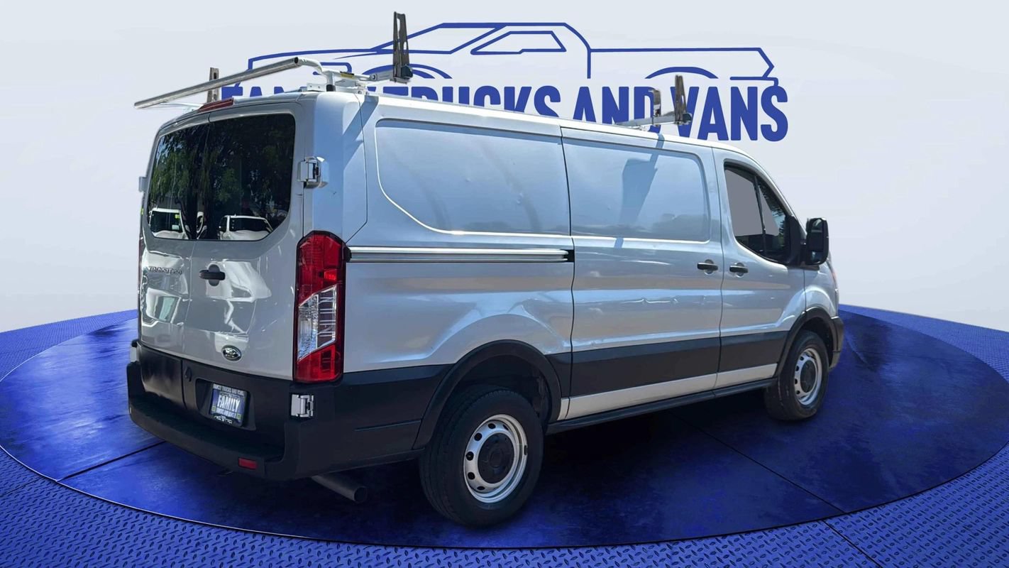 Used 2020 Ford Transit 250 Low Roof RWD image 5
