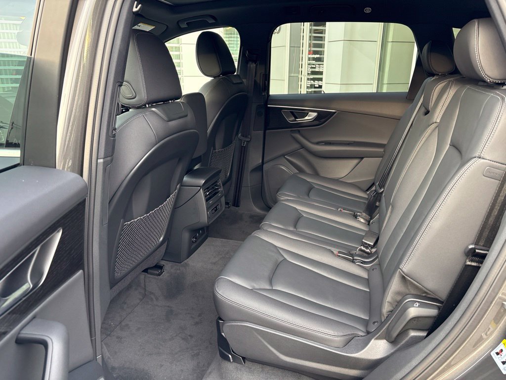 New 2026 Audi Q7 2.0T Premium AWD/4WD image 32