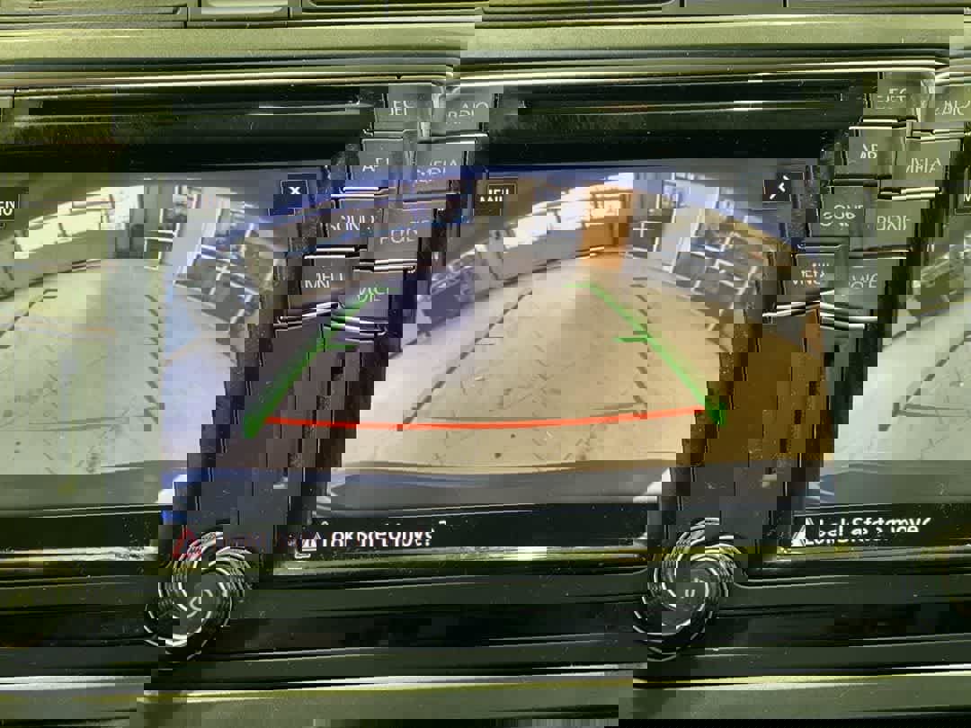 Used 2017 Volkswagen Tiguan Limited w/ Premium Package image 20