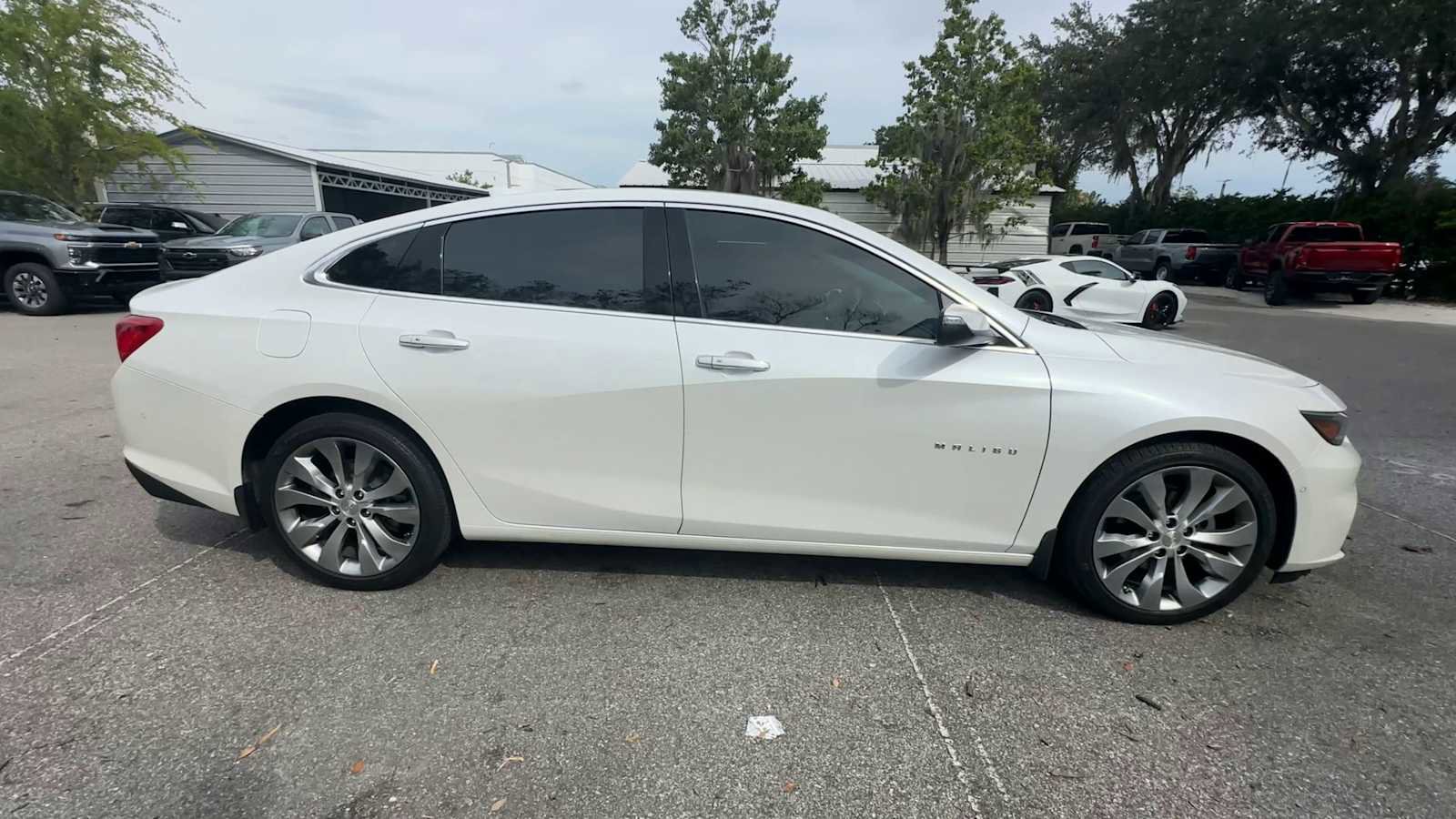 Certified 2017 Chevrolet Malibu Premier w/ Premier Sun and Wheel Package FWD image 9