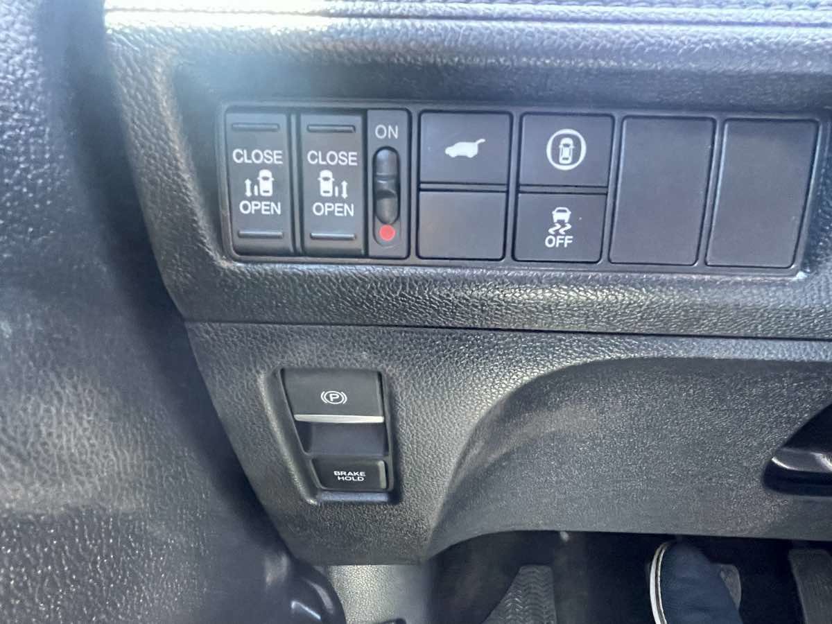 Used 2023 Honda Odyssey EX-L image 25