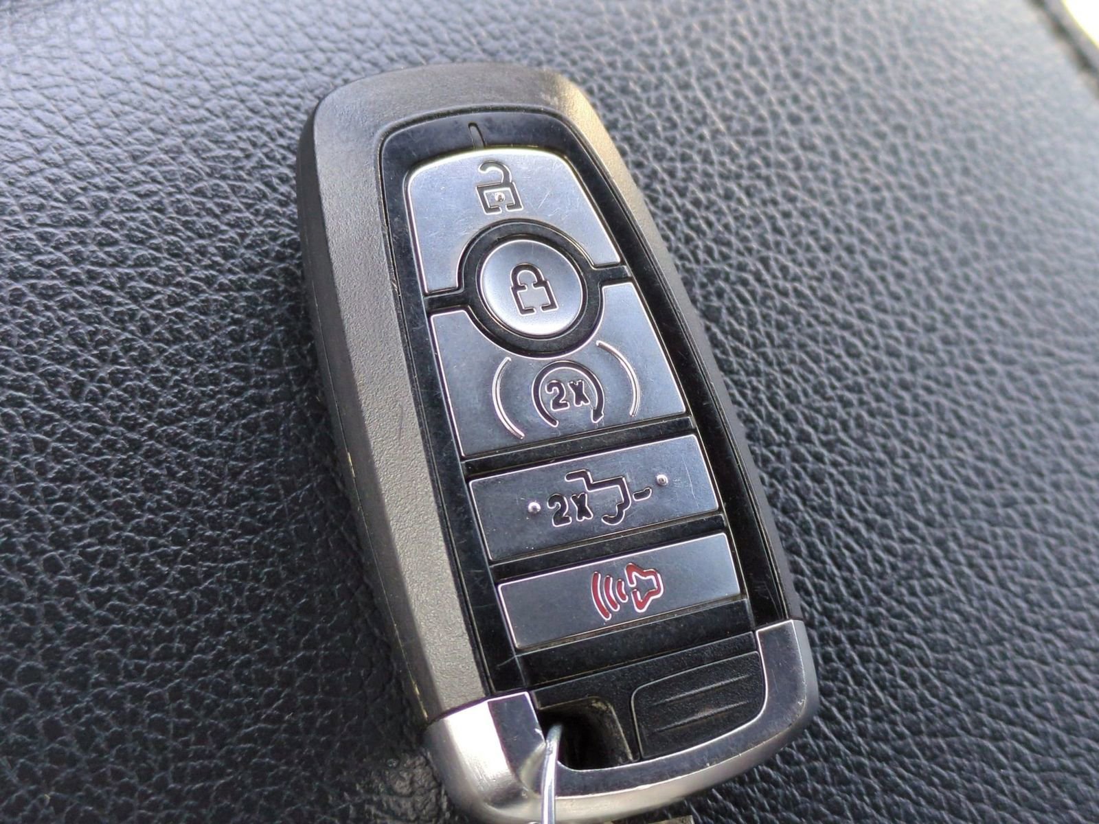 Used 2022 Ford F250 Lariat w/ Tremor Off-Road Package image 42