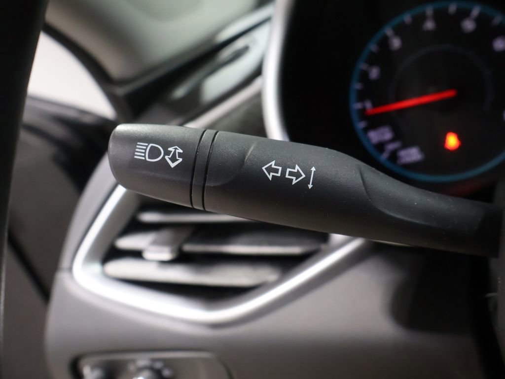 Used 2017 Chevrolet Malibu LS image 35