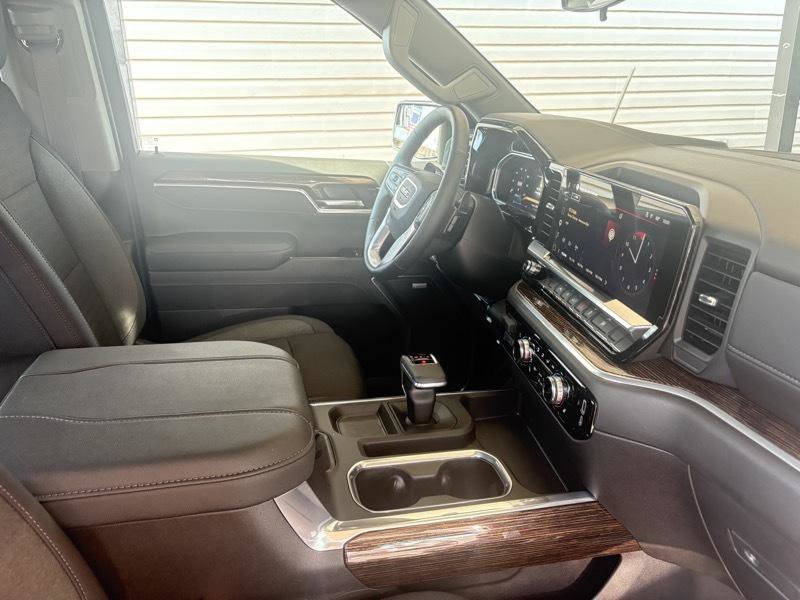 Used 2026 GMC Sierra 1500 Elevation w/ Preferred Package AWD/4WD image 8