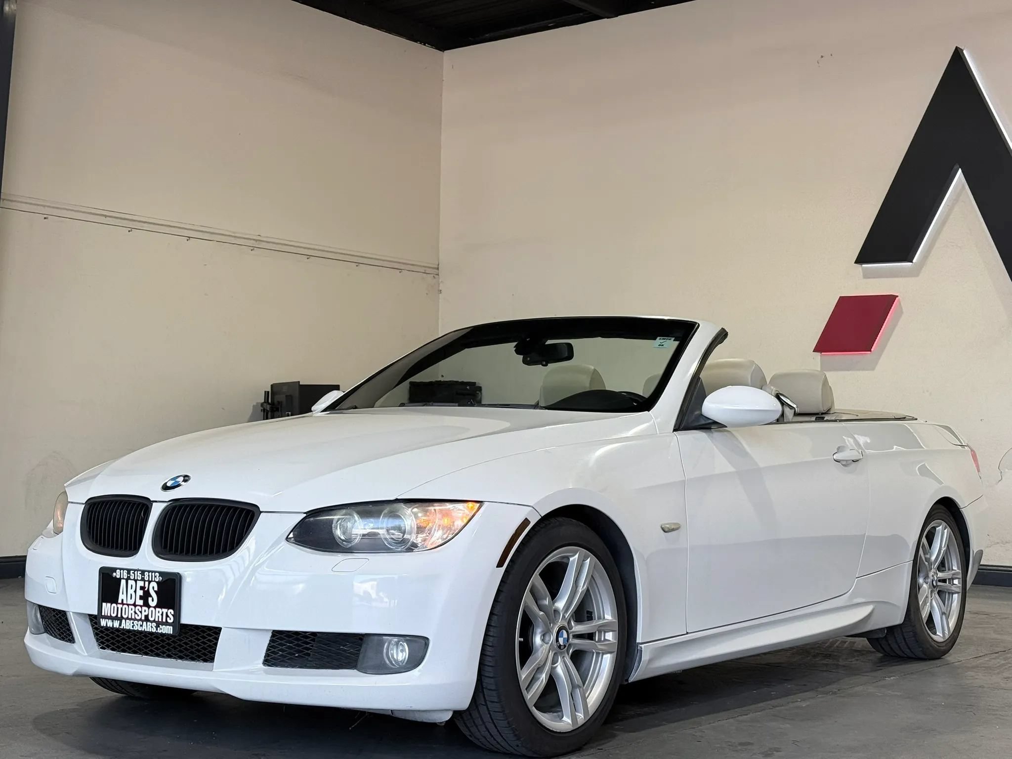 Used 2008 BMW 328i Convertible RWD image 6