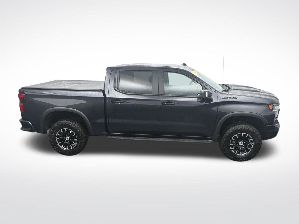Used 2024 Chevrolet Silverado 1500 ZR2 w/ Technology Package AWD/4WD image 32