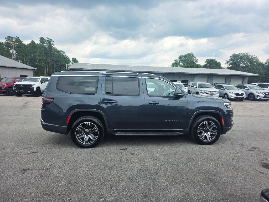 Used 2022 Jeep Wagoneer Series III w/ Convenience Group I AWD/4WD image 4
