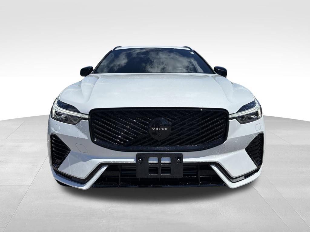 New 2026 Volvo XC60 T8 Ultra w/ Climate Package AWD/4WD image 8