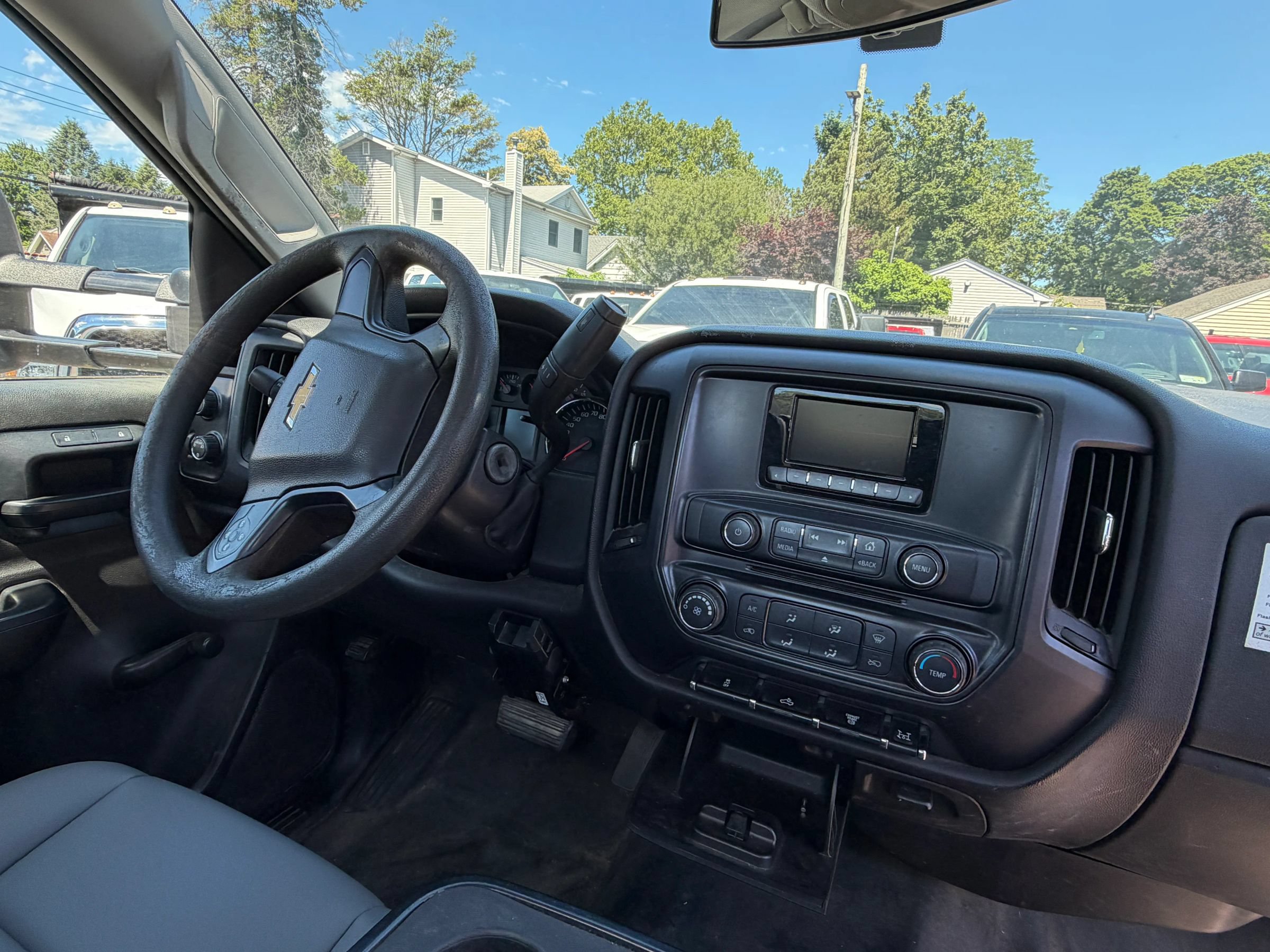 Used 2015 Chevrolet Silverado 3500 W/T AWD/4WD image 9