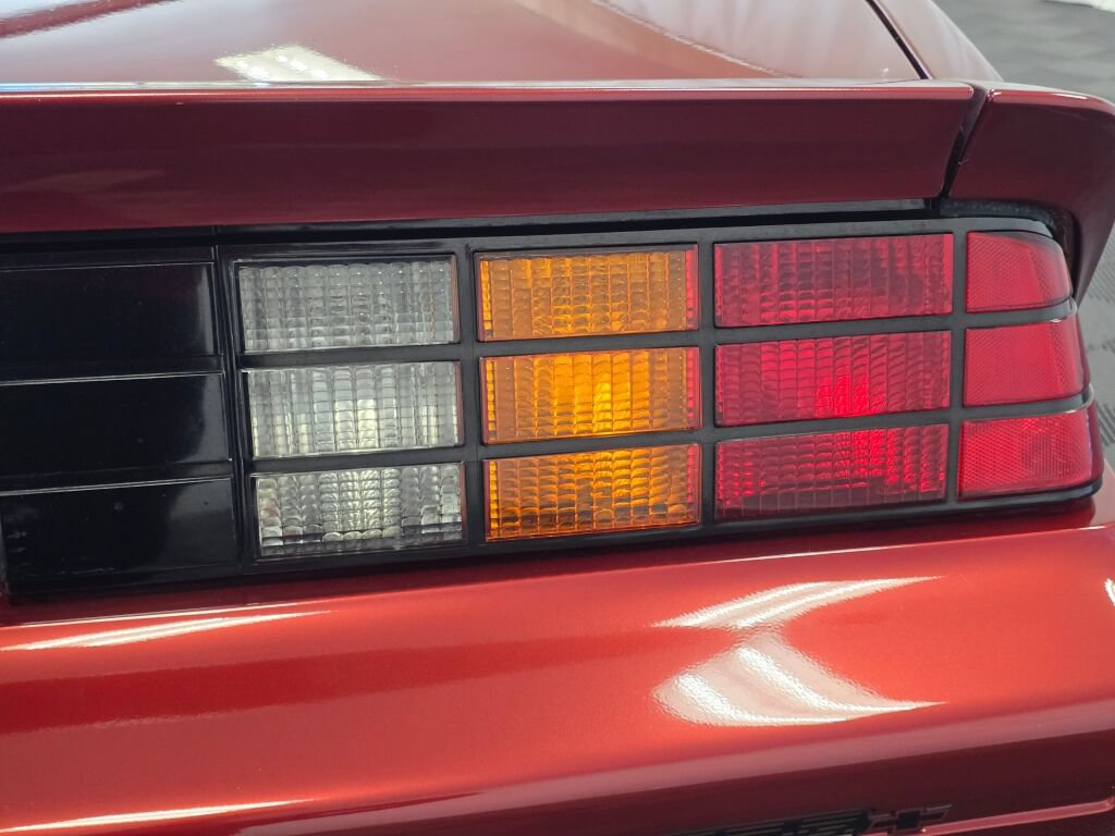 Used 1988 Chevrolet Camaro IROC-Z RWD image 32