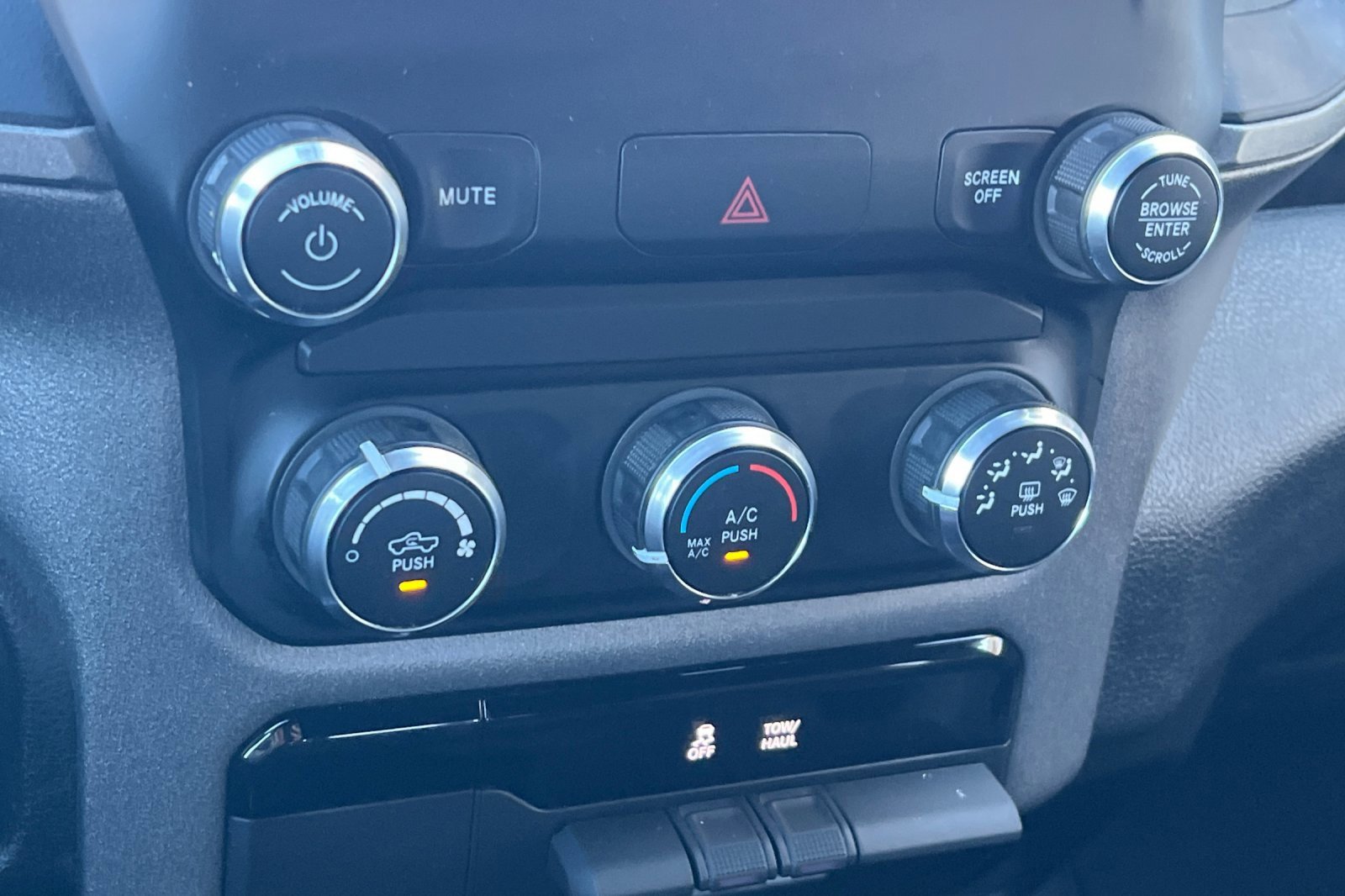 Used 2022 RAM 2500 Tradesman image 21