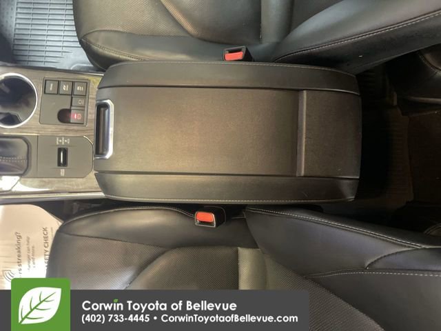 Used 2023 Toyota Highlander Platinum image 18