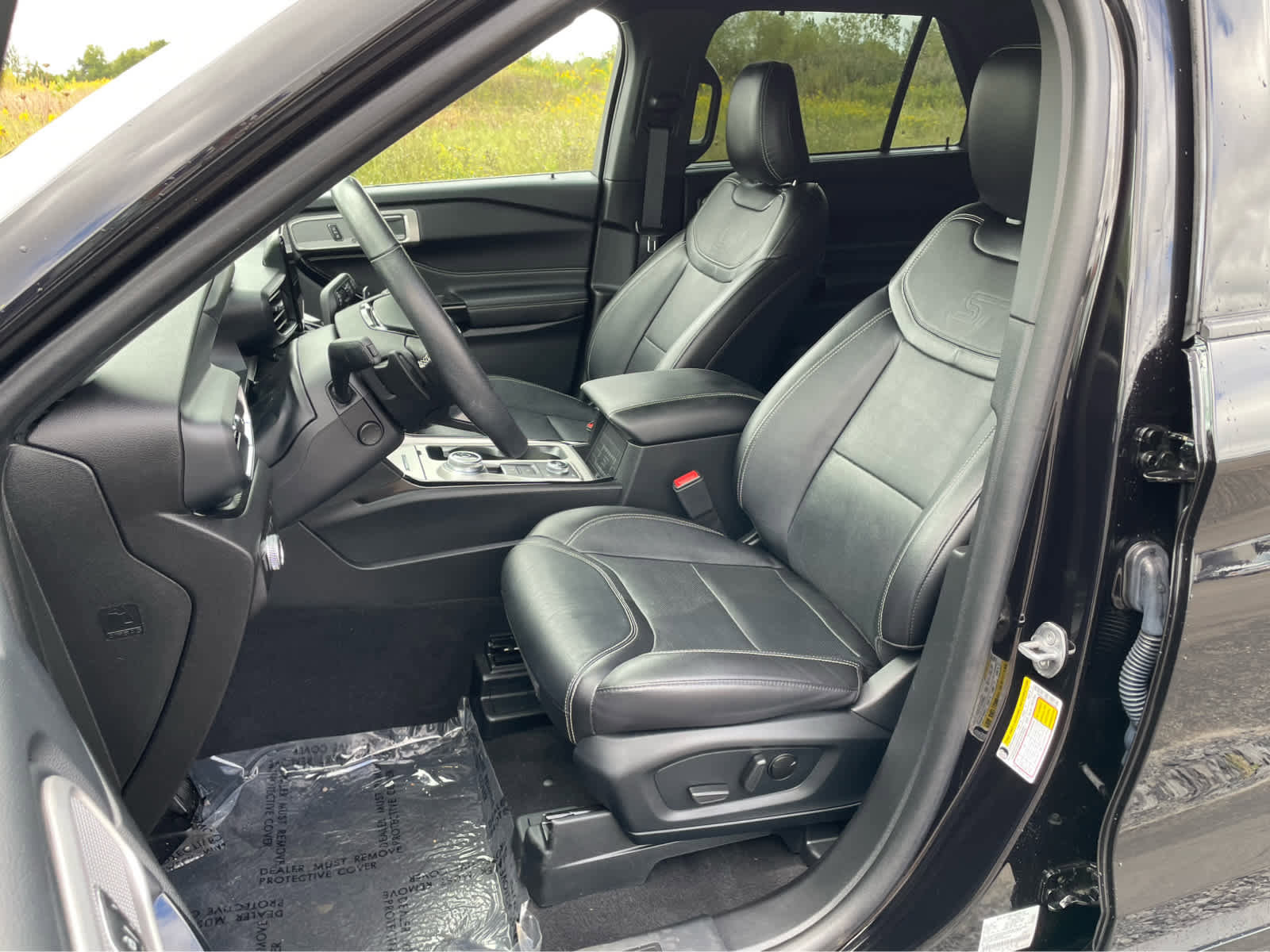 Used 2023 Ford Explorer ST w/ Equipment Group 401A image 14