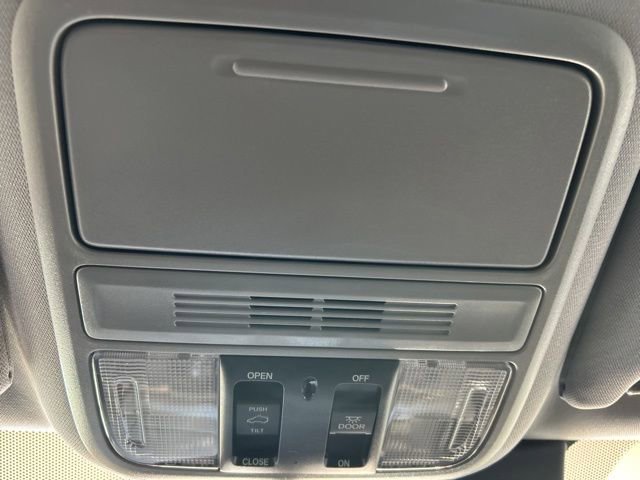 Used 2021 Honda Pilot Special Edition image 14