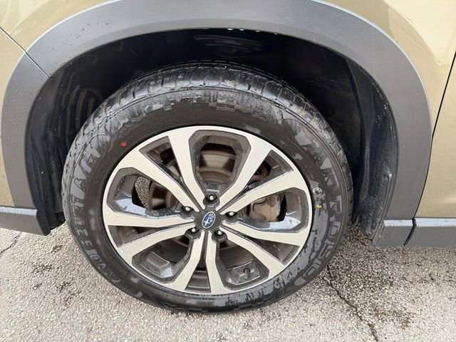 Used 2022 Subaru Forester Limited w/ Popular Package #3 image 21