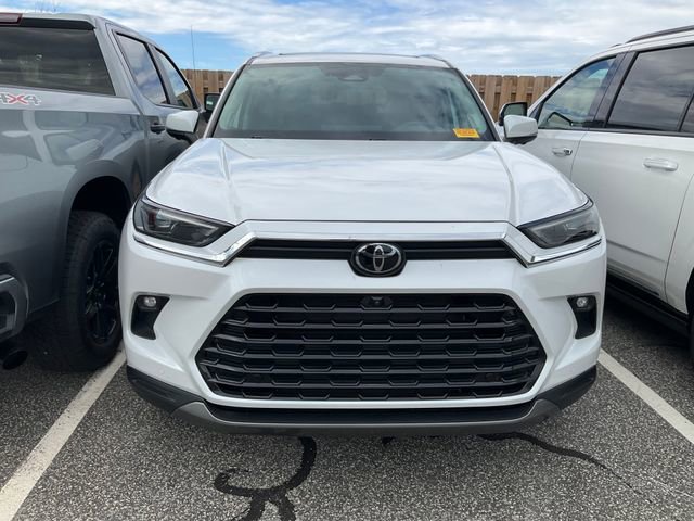 Used 2024 Toyota Grand Highlander Platinum video 2