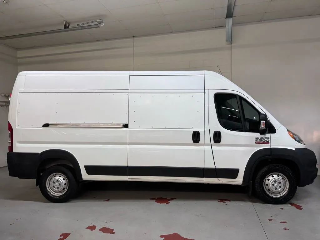 Used 2016 RAM ProMaster 2500 image 2