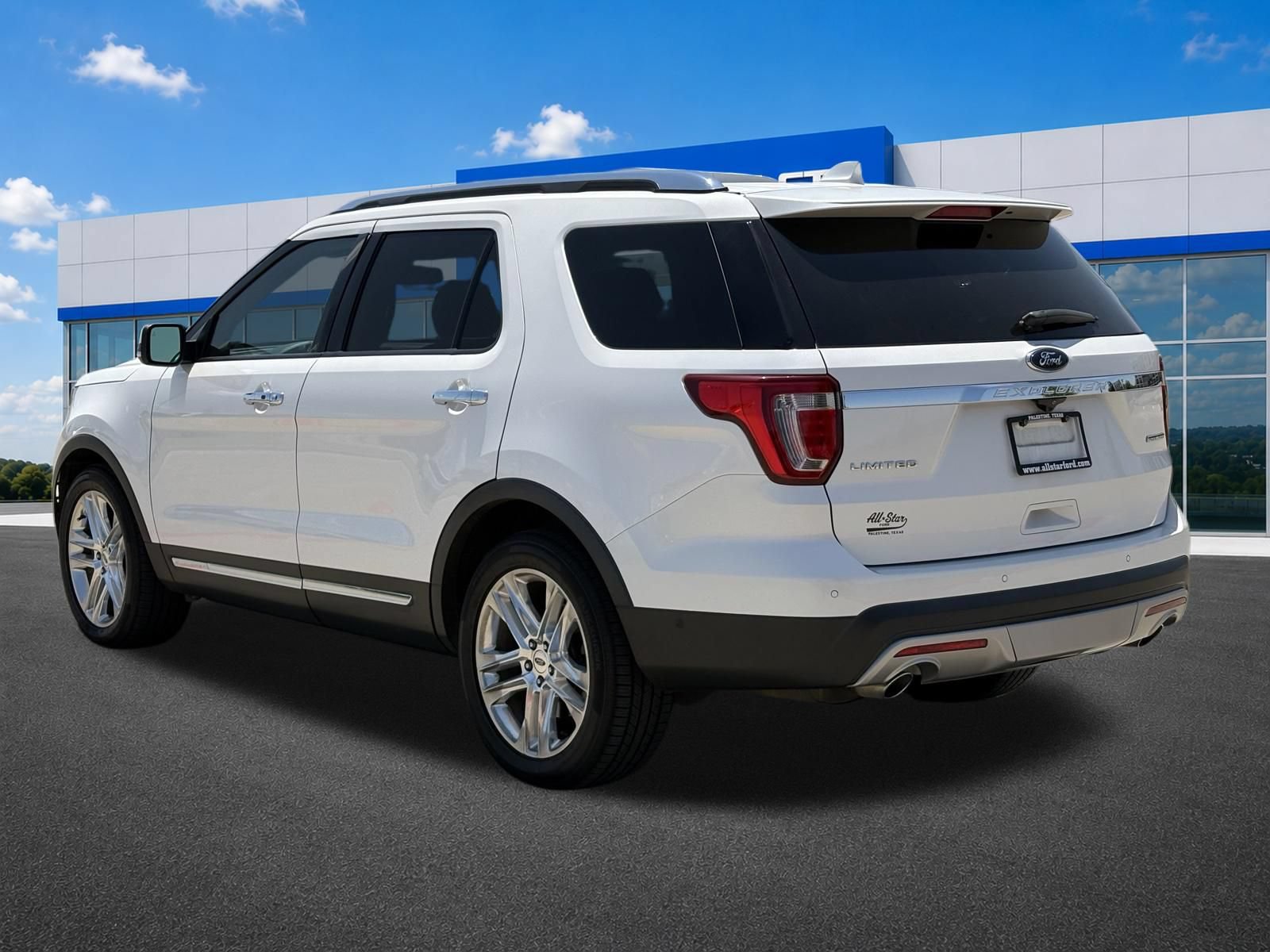 Used 2016 Ford Explorer Limited w/ Equipment Group 301A FWD image 5