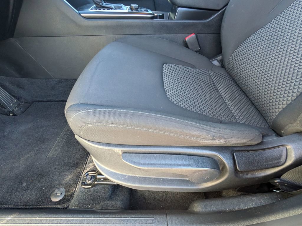 Used 2023 Kia Sportage LX image 15