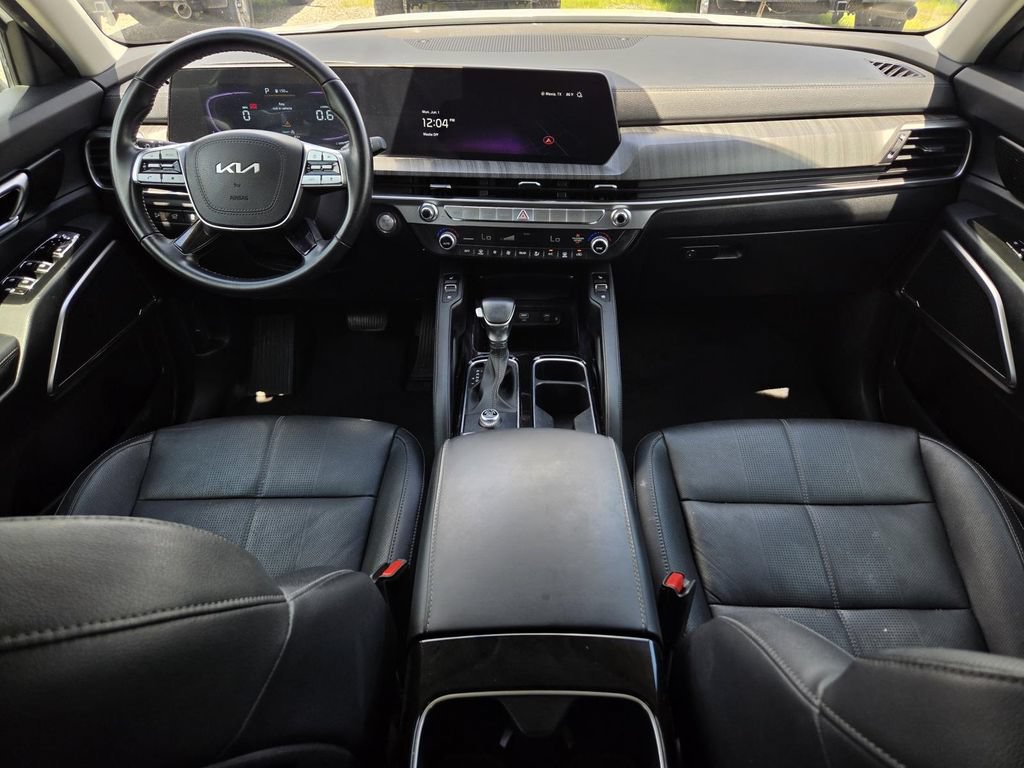 Used 2025 Kia Telluride EX FWD image 17