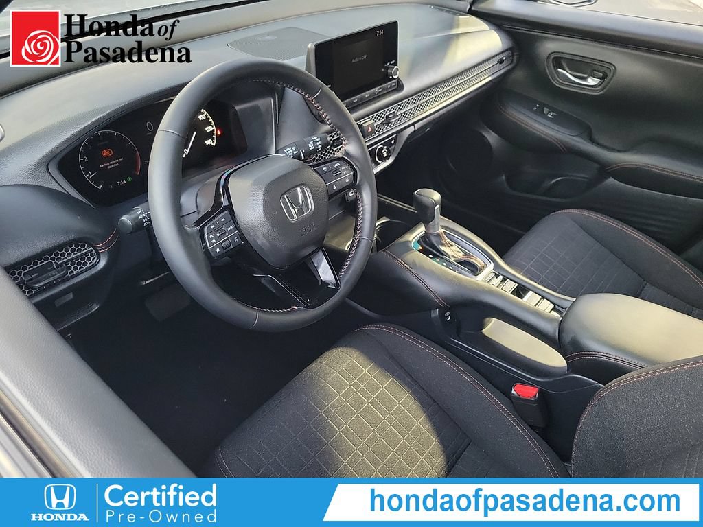 Certified 2025 Honda HR-V Sport image 9