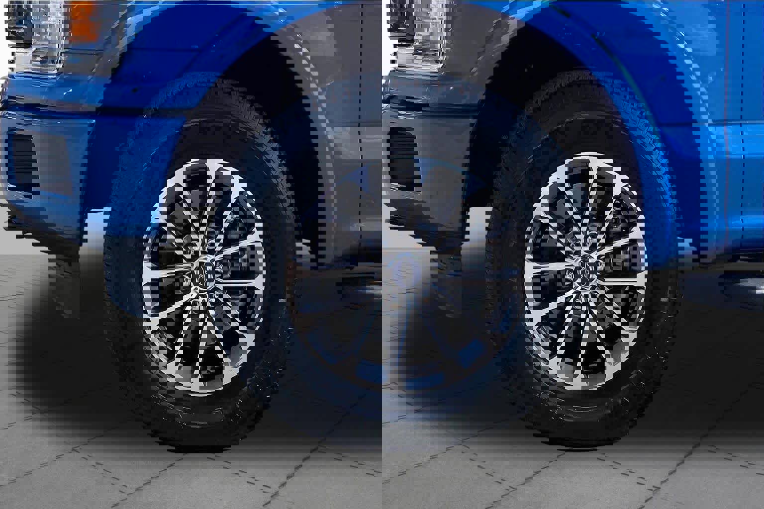 Certified 2020 Ford F150 XLT w/ Equipment Group 302A Luxury AWD/4WD image 11