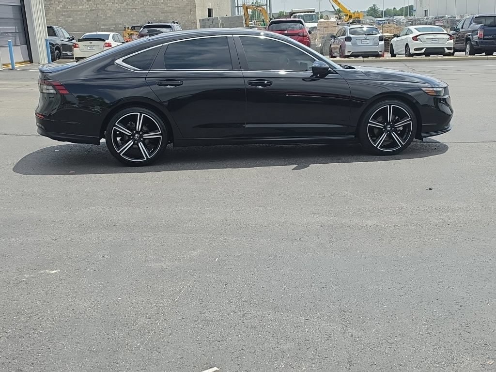 Used 2024 Honda Accord Sport image 10