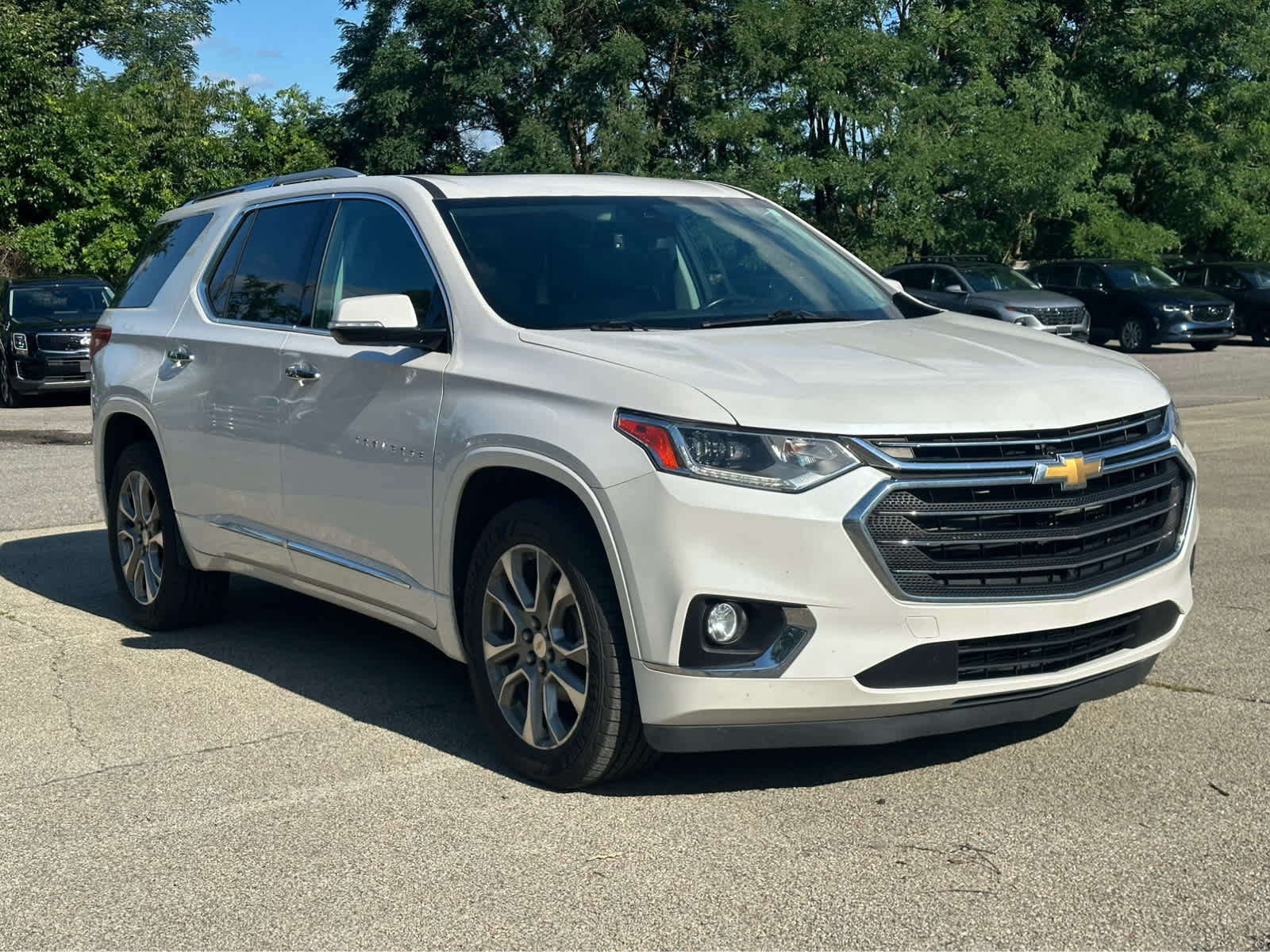 Used 2018 Chevrolet Traverse Premier AWD/4WD image 3