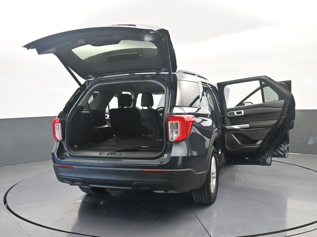 Used 2023 Ford Explorer XLT RWD image 70