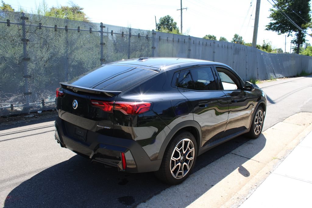 Used 2026 BMW X2 xDrive28i AWD/4WD image 5