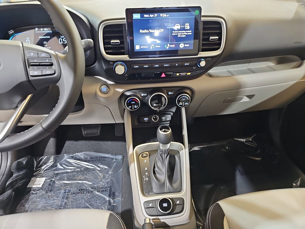 New 2026 Hyundai Venue SEL FWD image 21