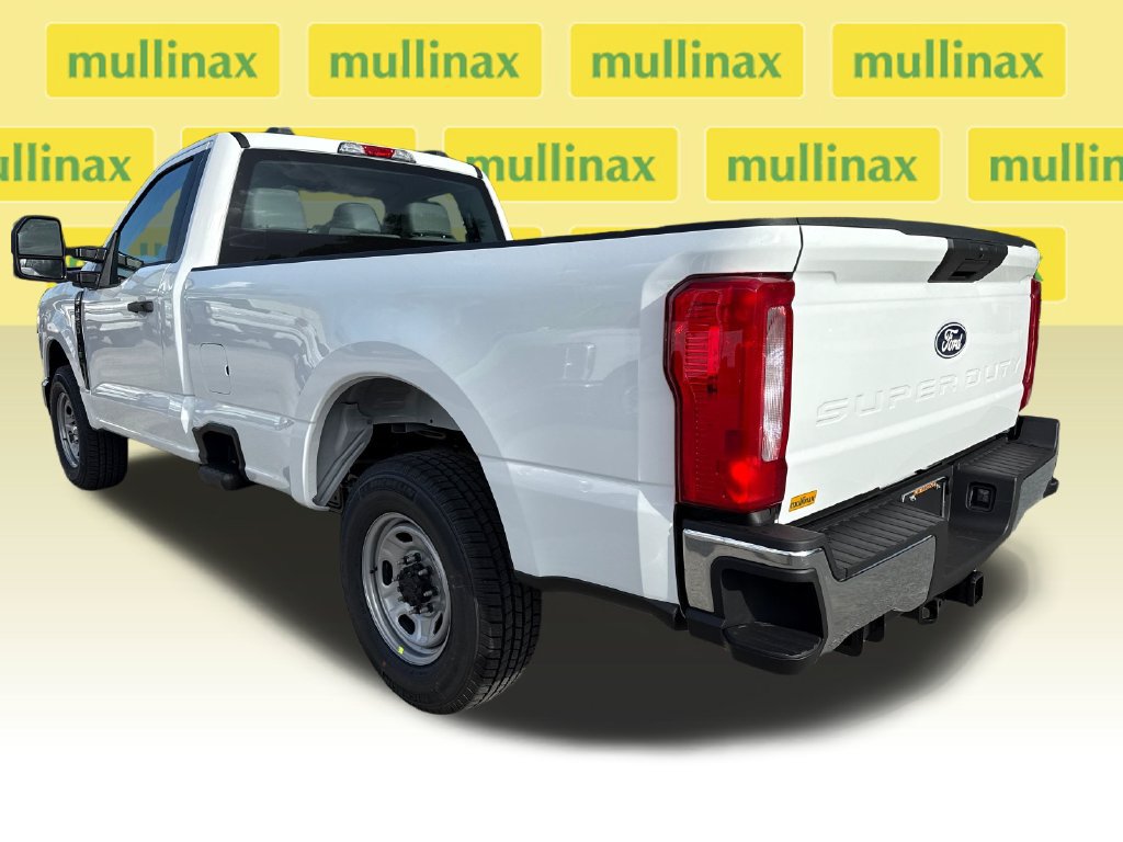 New 2027 Ford F250 XL w/ XL Chrome Package RWD image 4