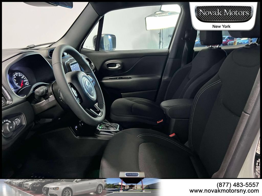 Used 2022 Jeep Renegade Altitude AWD/4WD image 16