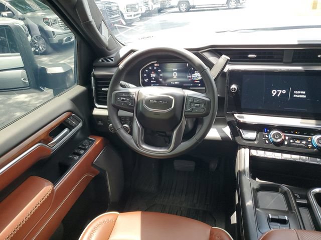 Used 2026 GMC Sierra 3500 Denali Ultimate AWD/4WD image 13
