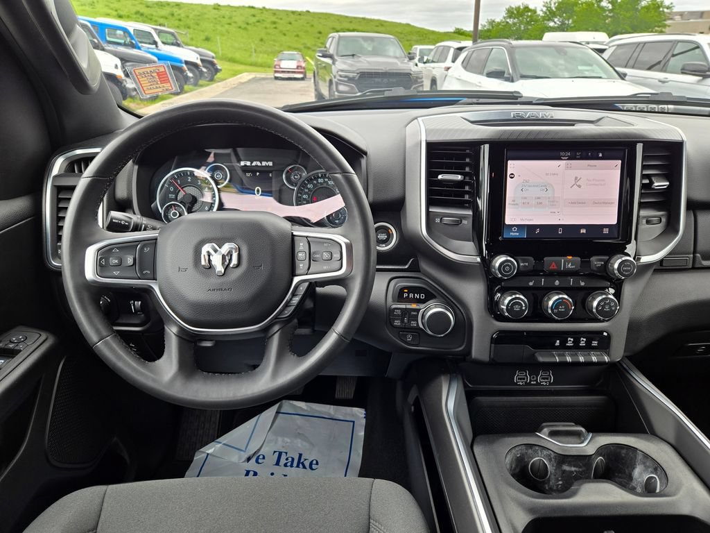 Used 2025 RAM 1500 Big Horn AWD/4WD image 17