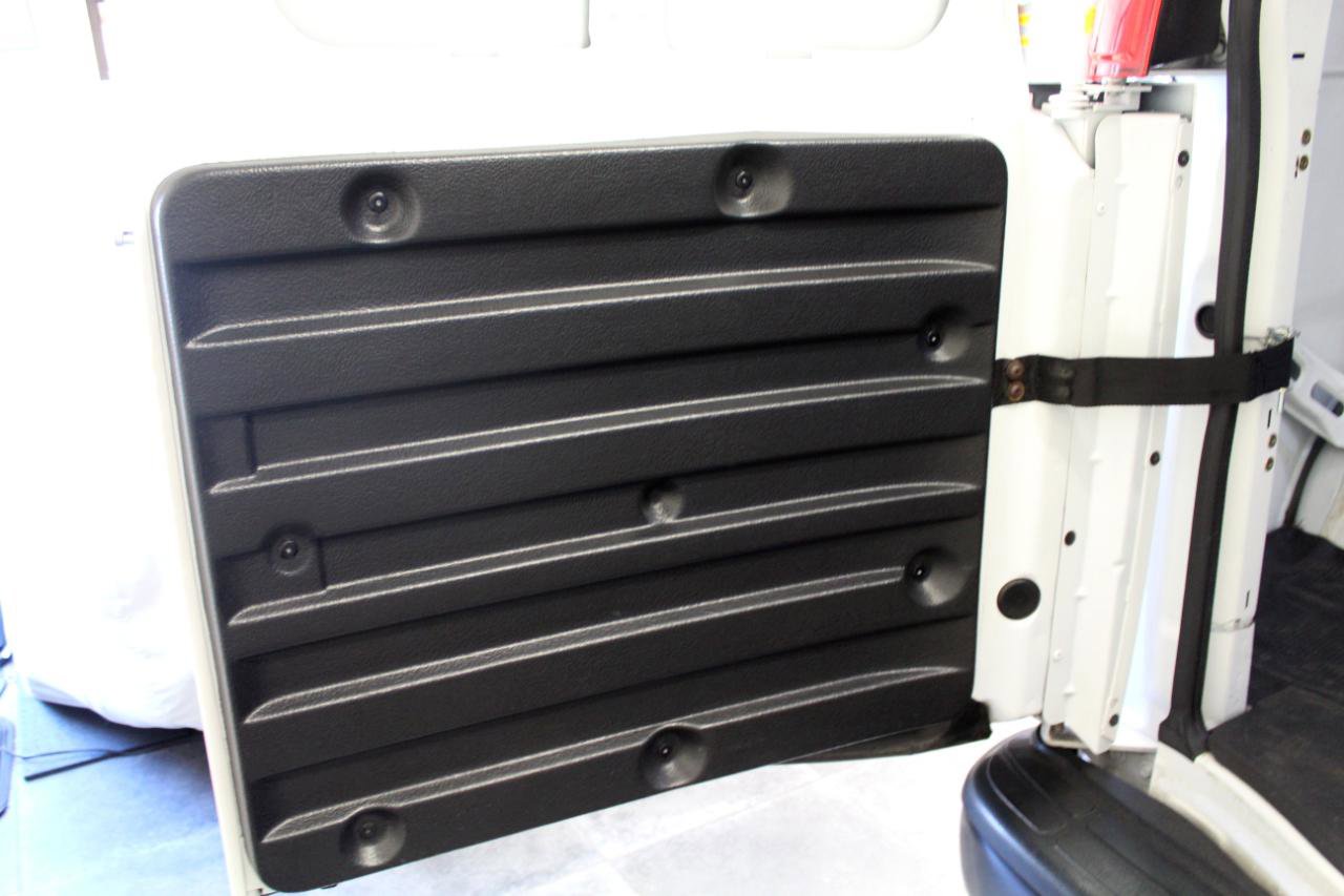 Used 2020 Chevrolet Express 2500 RWD image 24