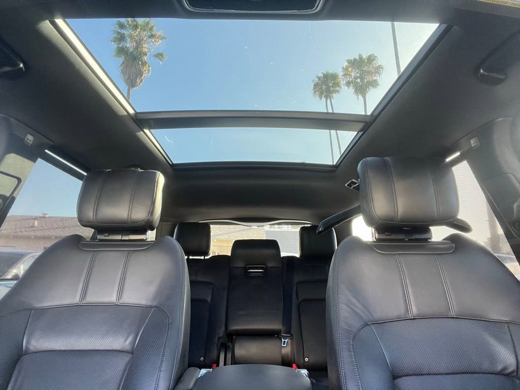 Used 2019 Land Rover Range Rover Long Wheelbase Supercharged AWD/4WD image 6