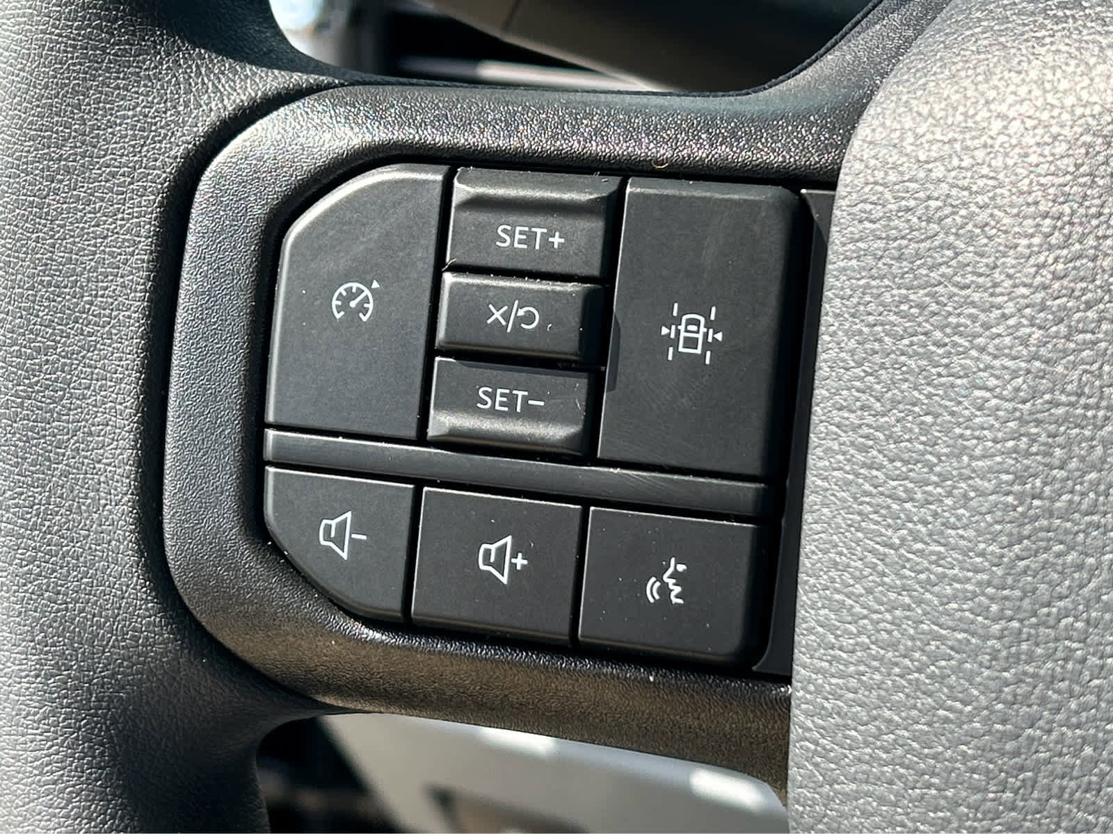 New 2025 Ford F350 XL w/ XL Chrome Package image 15